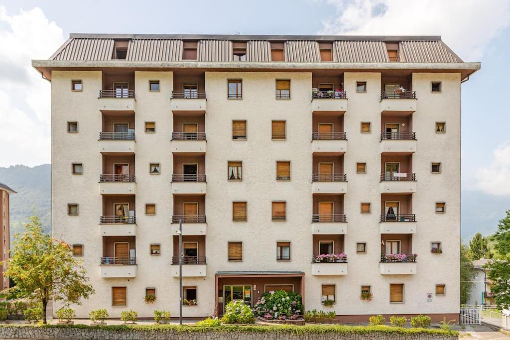 Appartamento Nel Cuore Della Valsassina Moggio  Exterior foto